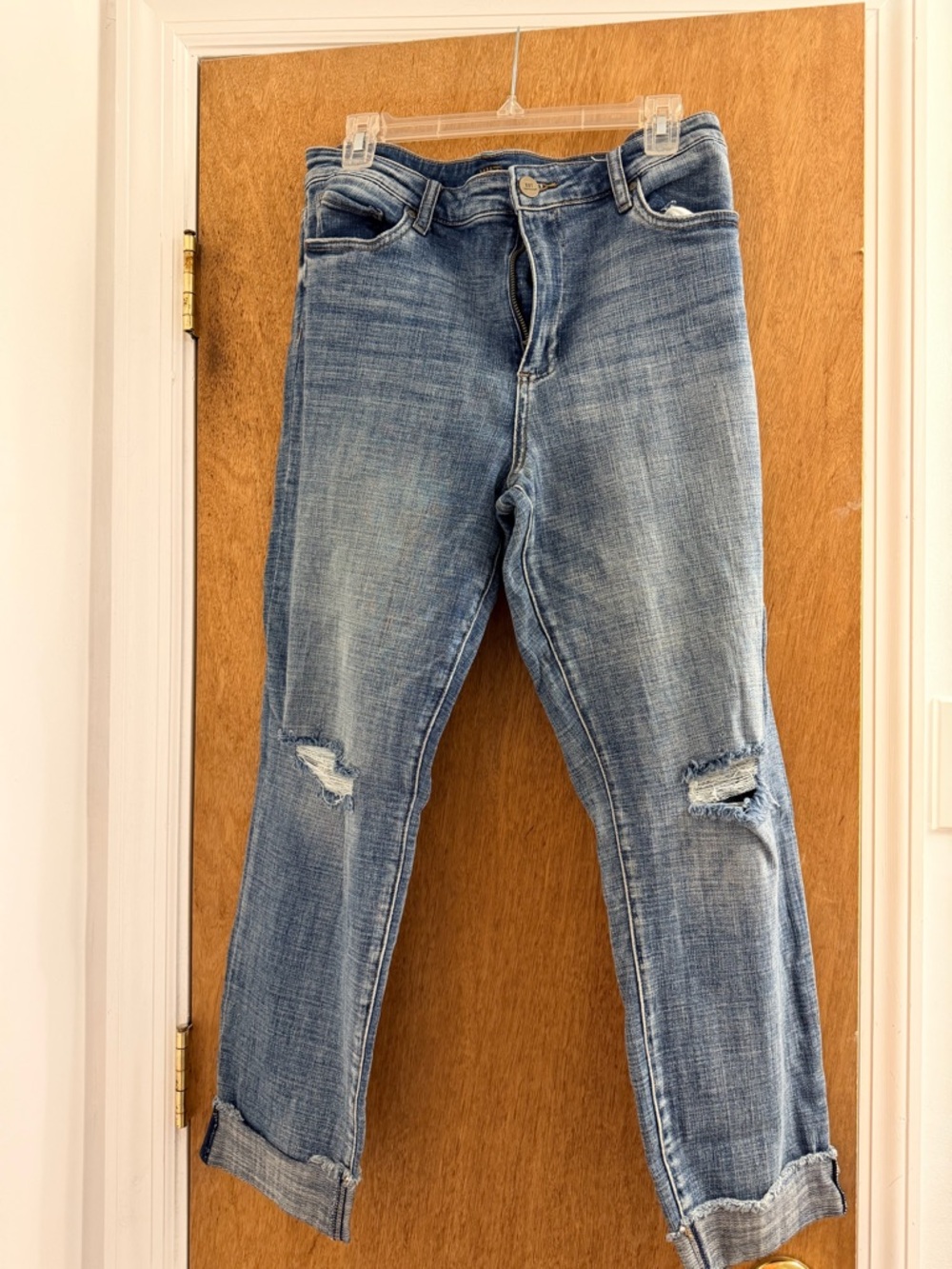 Kut from the Kloth

Amy Frayed Hem High Rise Distressed
Boyfriend Jean